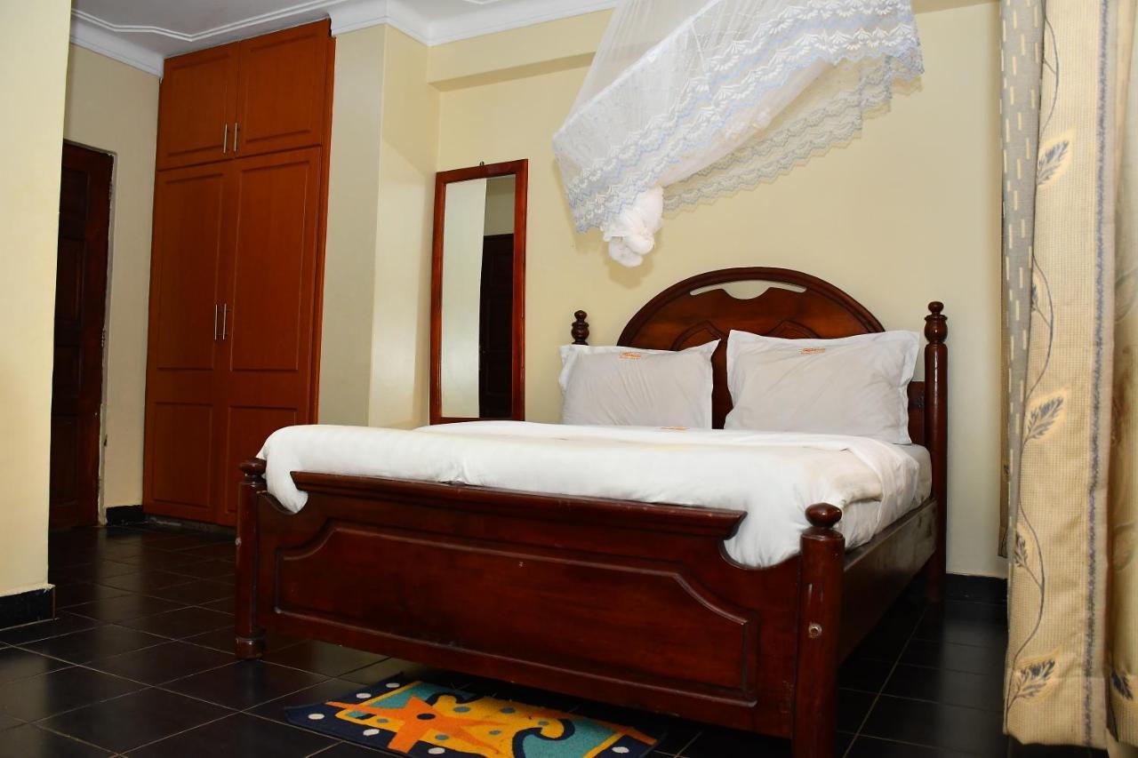 Florida Hotel Zaana Kampala Dış mekan fotoğraf