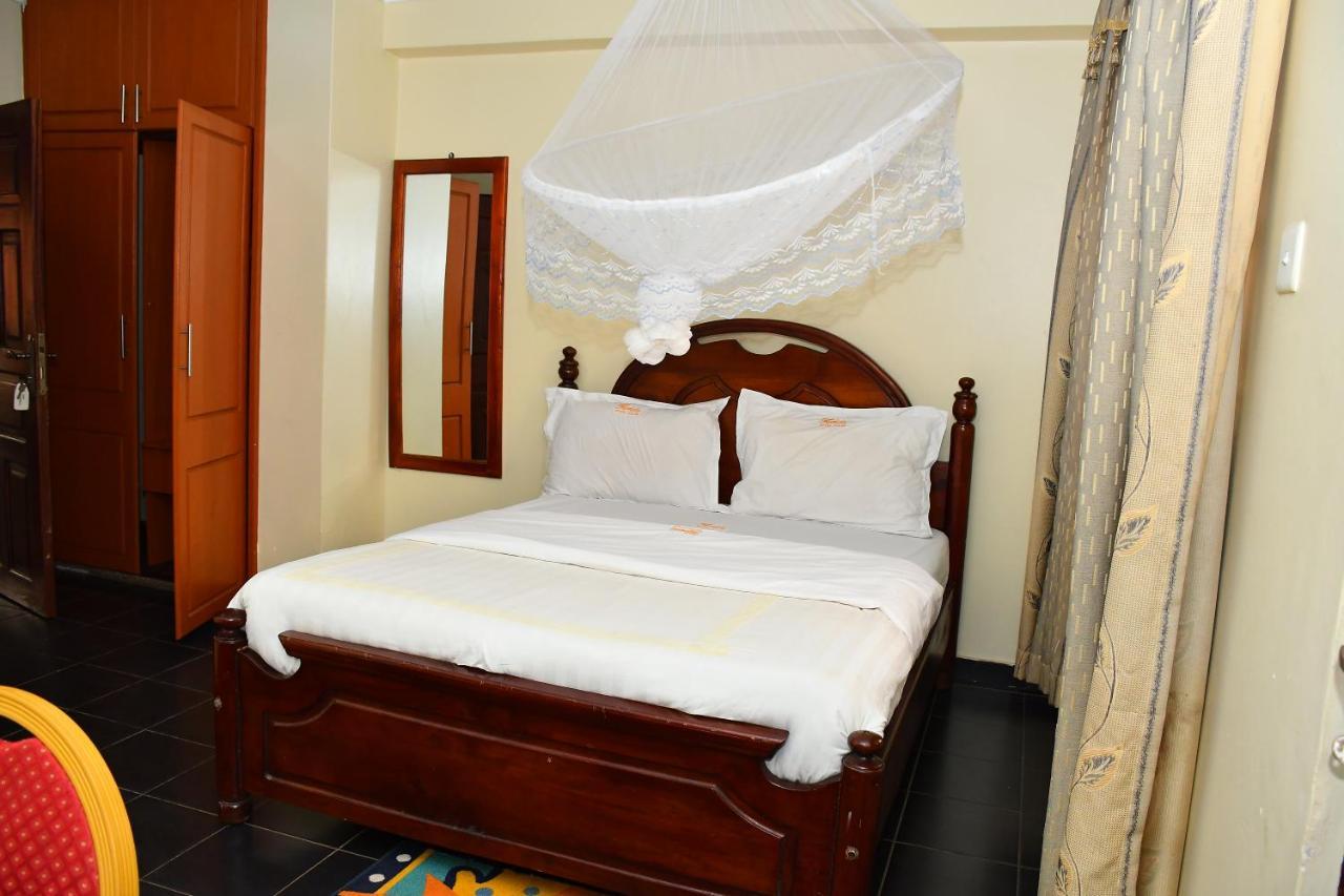 Florida Hotel Zaana Kampala Dış mekan fotoğraf