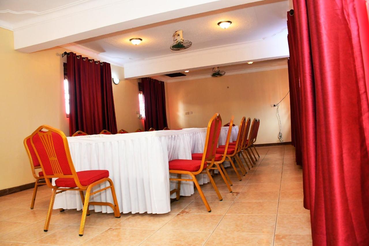 Florida Hotel Zaana Kampala Dış mekan fotoğraf