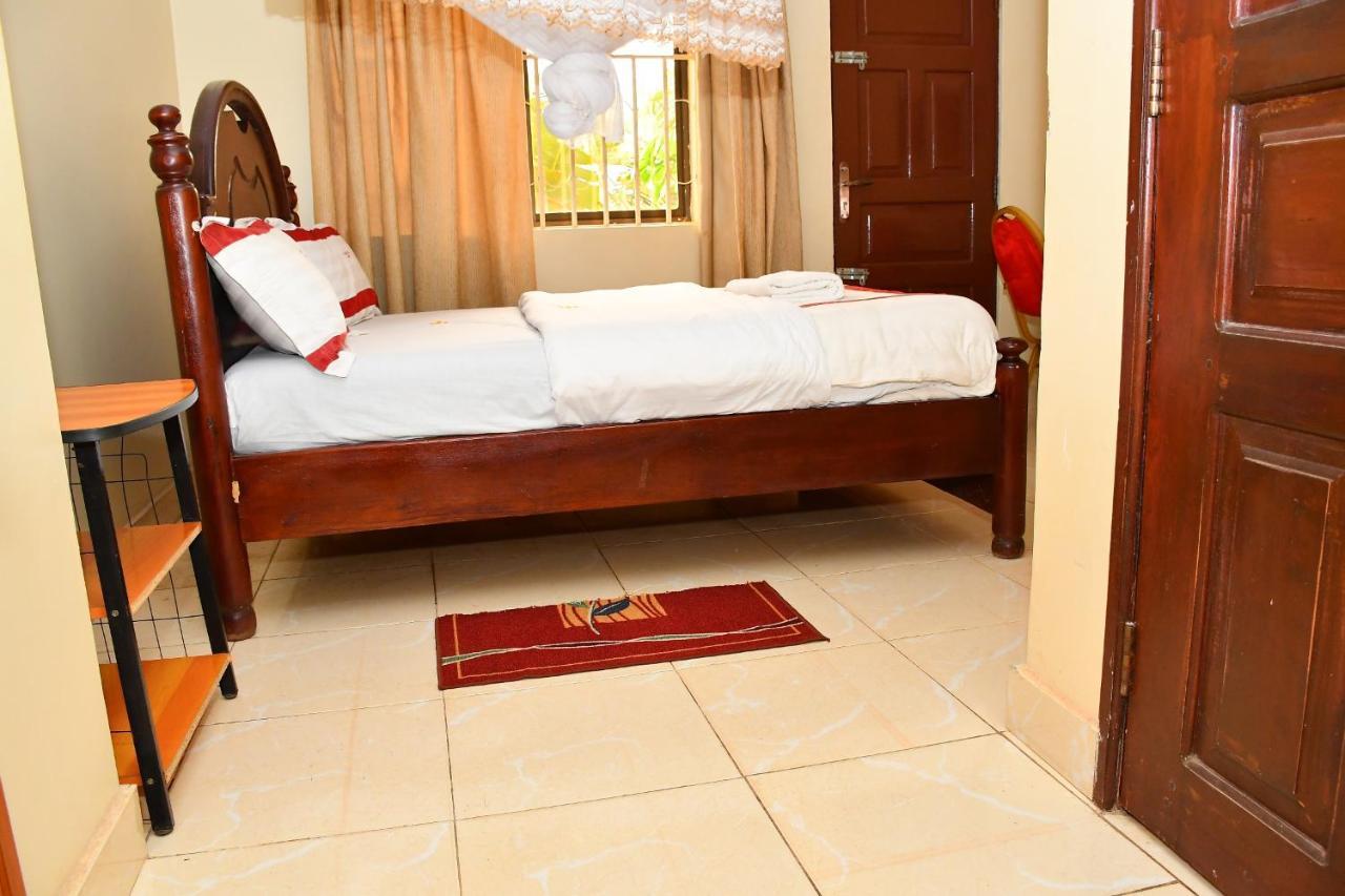 Florida Hotel Zaana Kampala Dış mekan fotoğraf