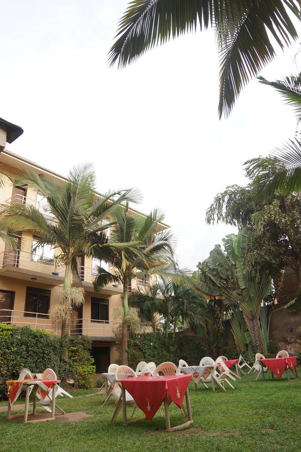 Florida Hotel Zaana Kampala Dış mekan fotoğraf