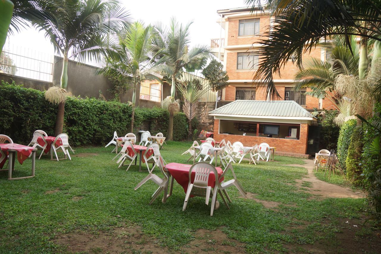 Florida Hotel Zaana Kampala Dış mekan fotoğraf